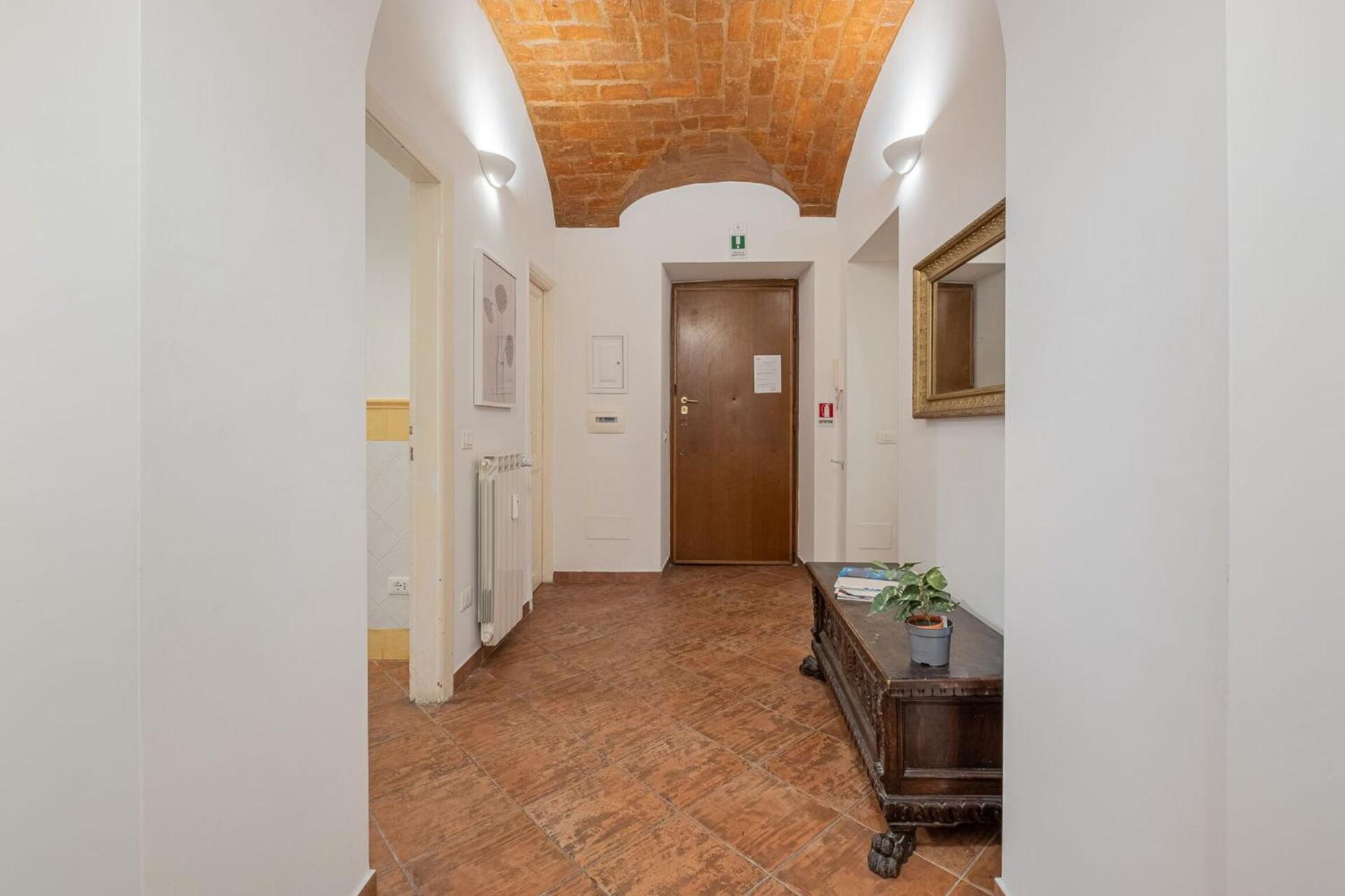 Appartamento In Via Merulana By Halldis Roma